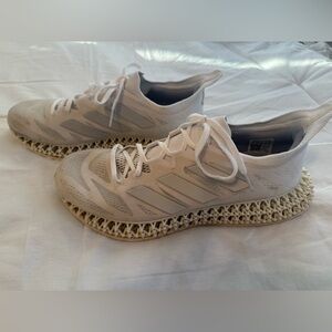 Adidas 4D Run 1.0